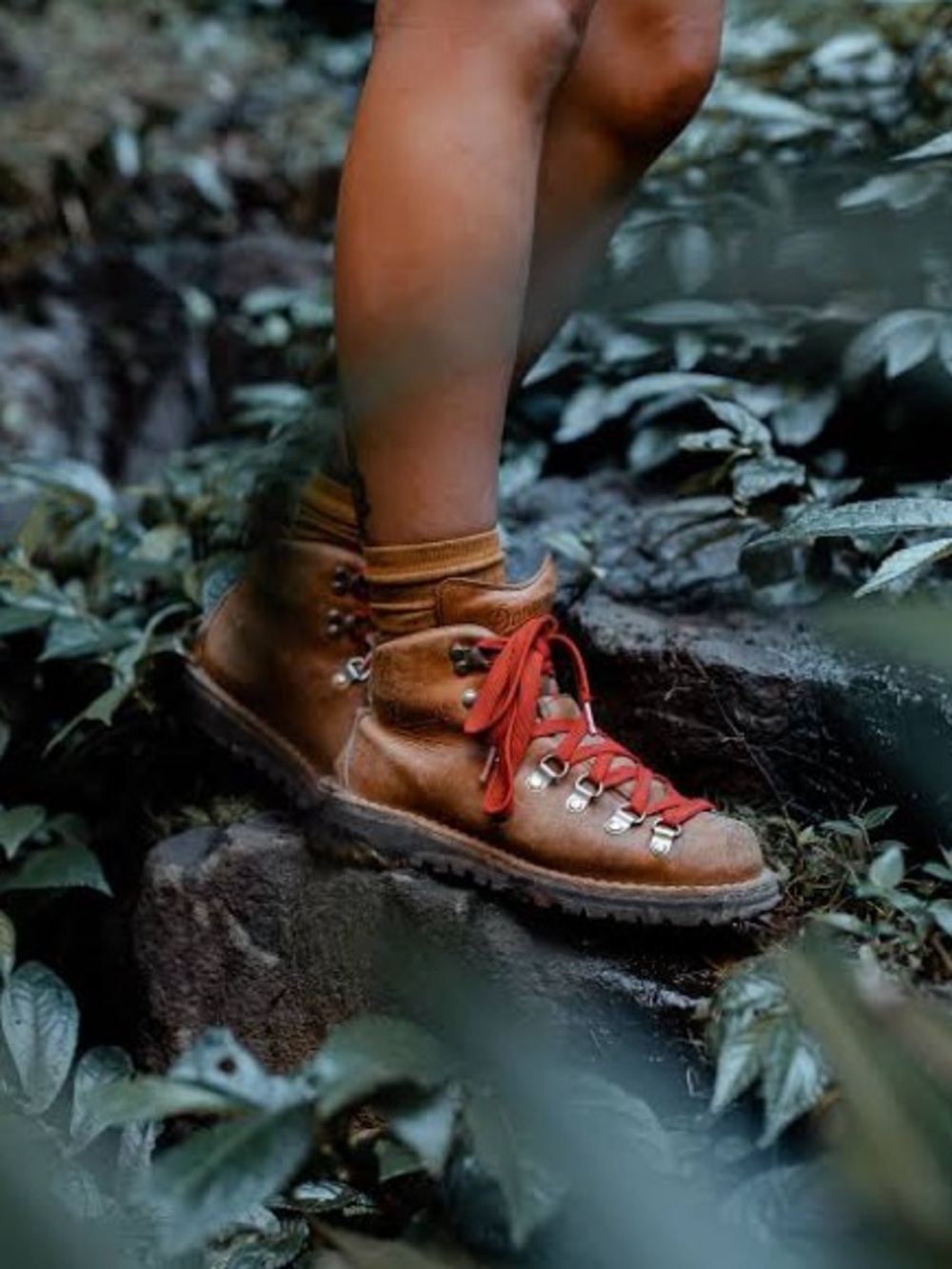 Danner Mountain Light Cascade Leather Lace Up Hiking Boots